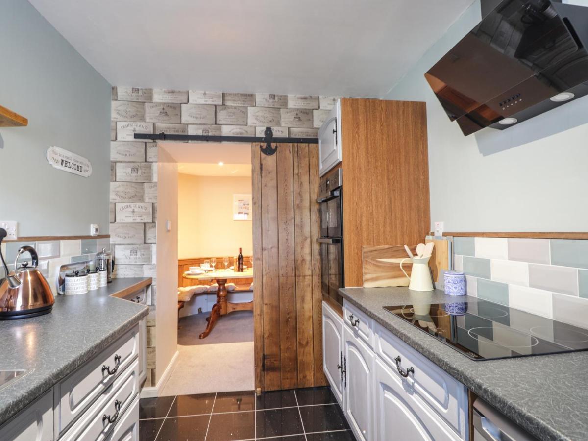 Griffin Cottage Nairn Extérieur photo
