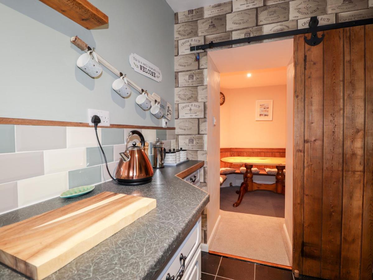 Griffin Cottage Nairn Extérieur photo